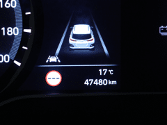 Hyundai KONA EV Comfort 64 kWh | Achteruitrijcamera | Navigatie | - Afbeelding 4