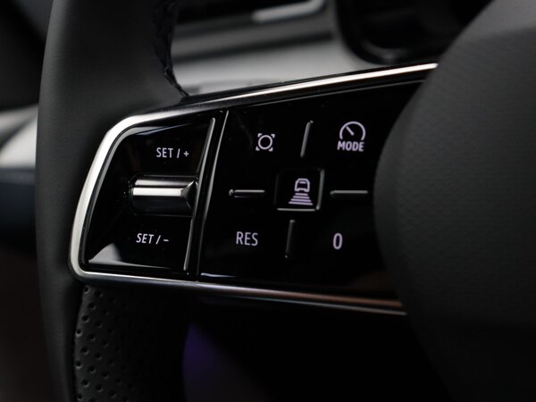 cruise control adaptief met Stop&Go en stuurhulp
