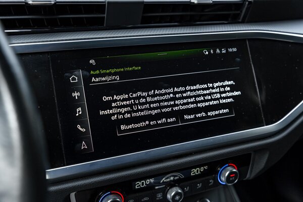 Apple Carplay/Android Auto