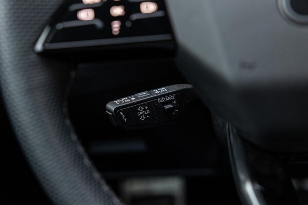 cruise control adaptief met Stop&Go en stuurhulp