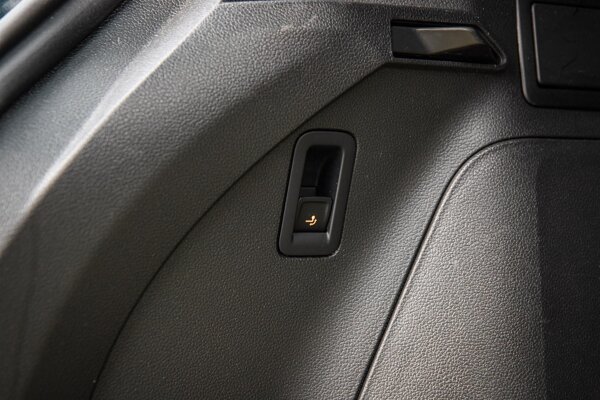 trekhaak elektrisch uitklapbaar