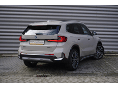 BMW iX1 eDrive20 - Afbeelding 2