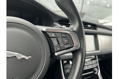 Jaguar XF 2.0 200pk Aut. RWD Portfolio - Afbeelding 4