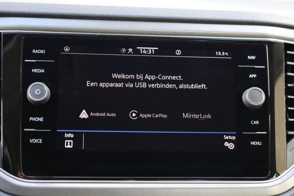 Apple Carplay/Android Auto