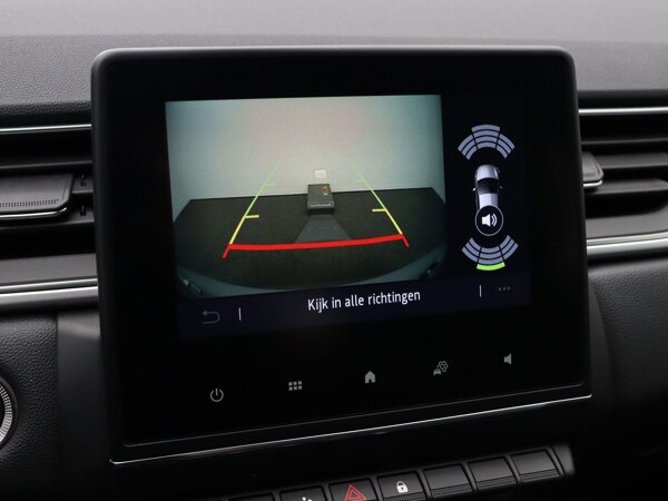 Parkeersensoren achter met achteruitrijcamera en sonische weergave