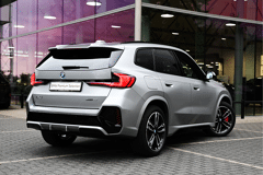 BMW iX1 eDrive20 High Executive M Sport - Afbeelding 2