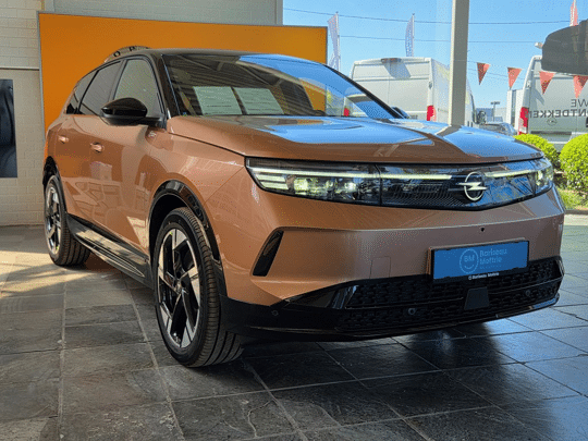 Opel Grandland GS Electric 73 kWh direct 213pk * COMFORT PACK PLUS * TECH PACK PLUS * LICHTMETALEN VELGEN 20 INCH *