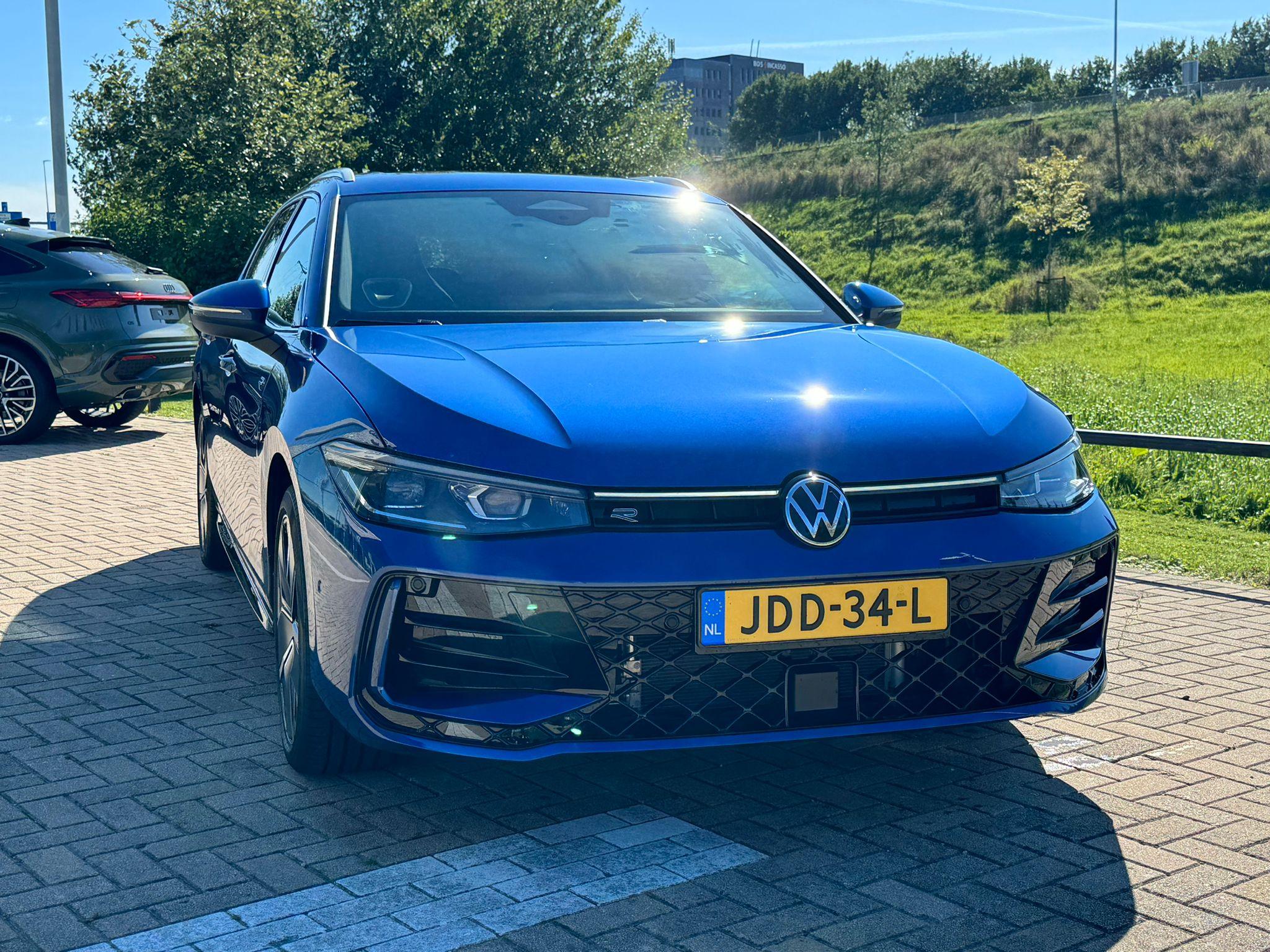 Volkswagen Passat Variant R-Line-Edition 1.5 eHybrid 150 kW / 204 pk Variant - Afbeelding 3