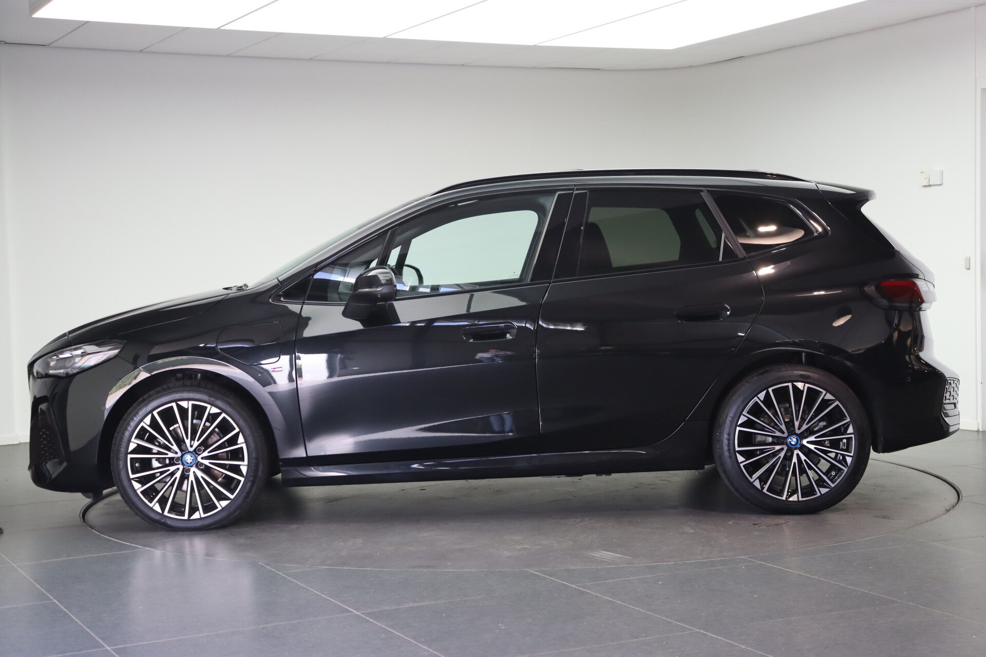BMW 2 Serie Active Tourer 225xe M Sport Automaat - Afbeelding 2