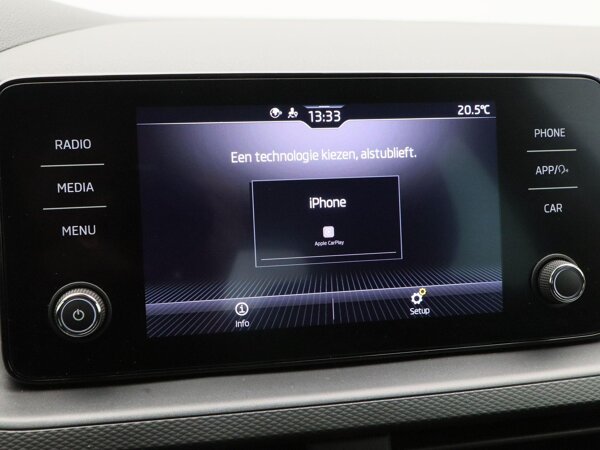 Apple Carplay/Android Auto