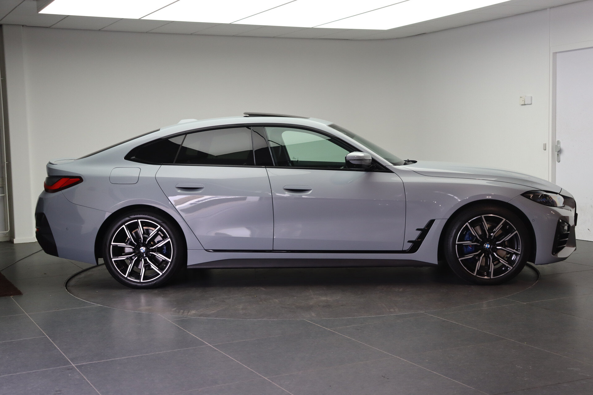 BMW 4 Serie Gran Coupé 430i High Executive M Sport Automaat - Afbeelding 4