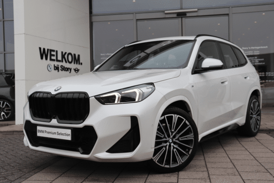 BMW X1 sDrive18i High Executive M Sport Automaat