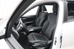 BMW X1 sDrive18i High Executive M Sport Automaat - Afbeelding 4