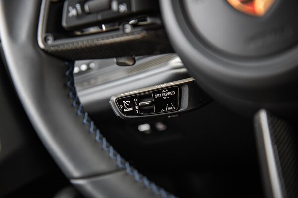 cruise control adaptief en stuurhulp