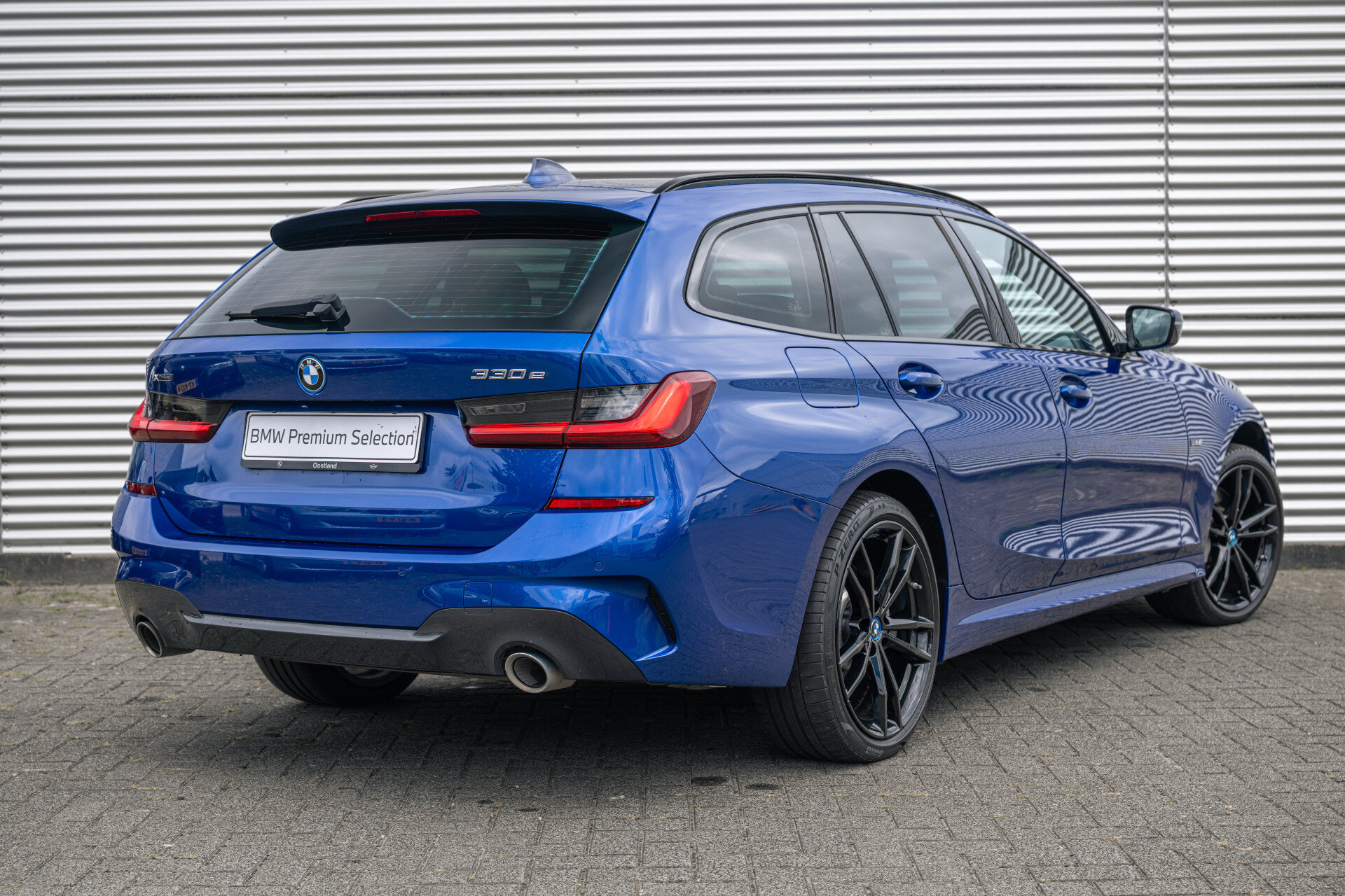 BMW 3 Serie Touring 330e xDrive High Executive M Sport Automaat - Afbeelding 2