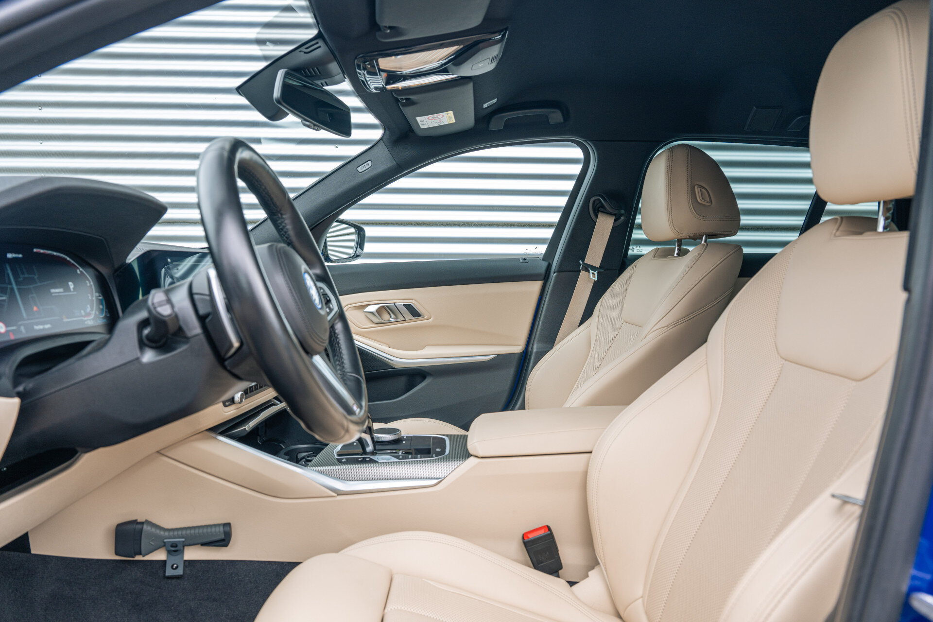 BMW 3 Serie Touring 330e xDrive High Executive M Sport Automaat - Afbeelding 4