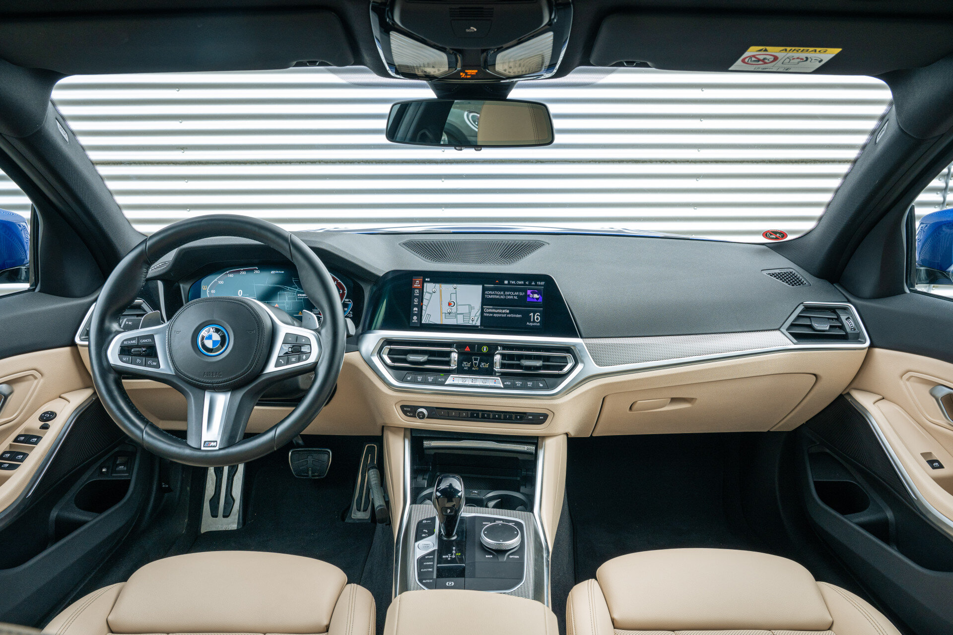 BMW 3 Serie Touring 330e xDrive High Executive M Sport Automaat - Afbeelding 5