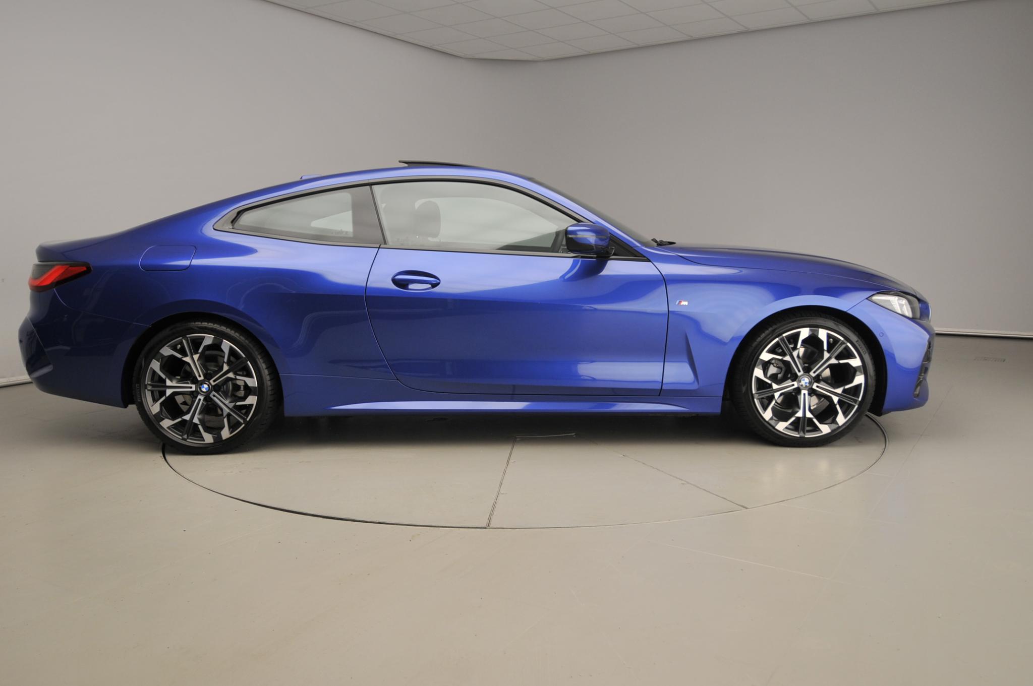 BMW 4 Serie Coupé 420i - Afbeelding 4