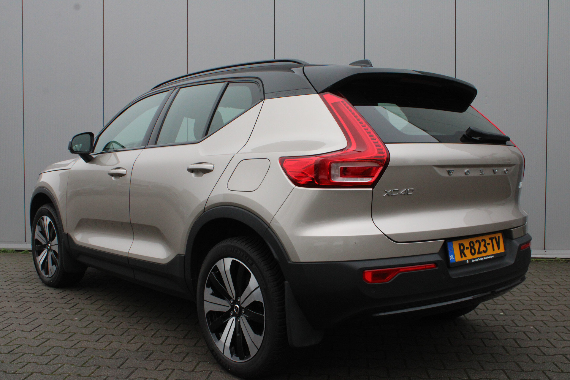 Volvo XC40 Recharge Core 70 kWh - Afbeelding 2