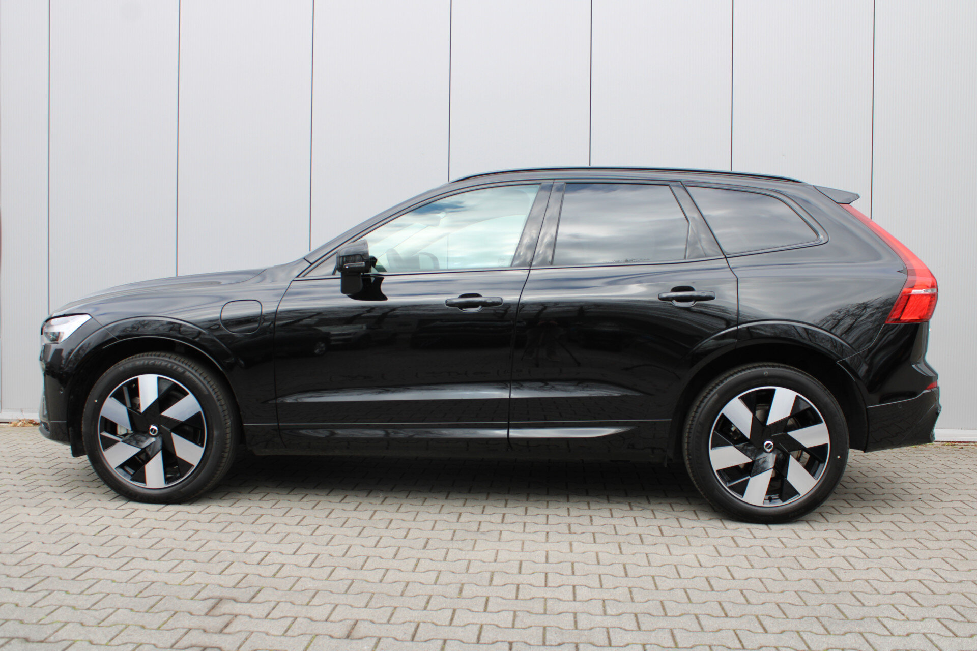 Volvo XC60 2.0 T8 Plug-in hybrid AWD Ultra Dark - Afbeelding 5