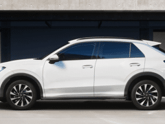 Volkswagen T-Roc Life First Edition 1.5 eTSI 85 kW / 116 PK SUV 7 v - Afbeelding 2