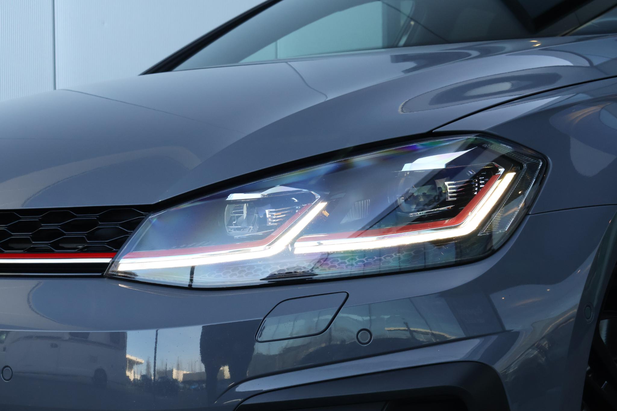 Volkswagen Golf 2.0 TSI GTI TCR - Bild 4