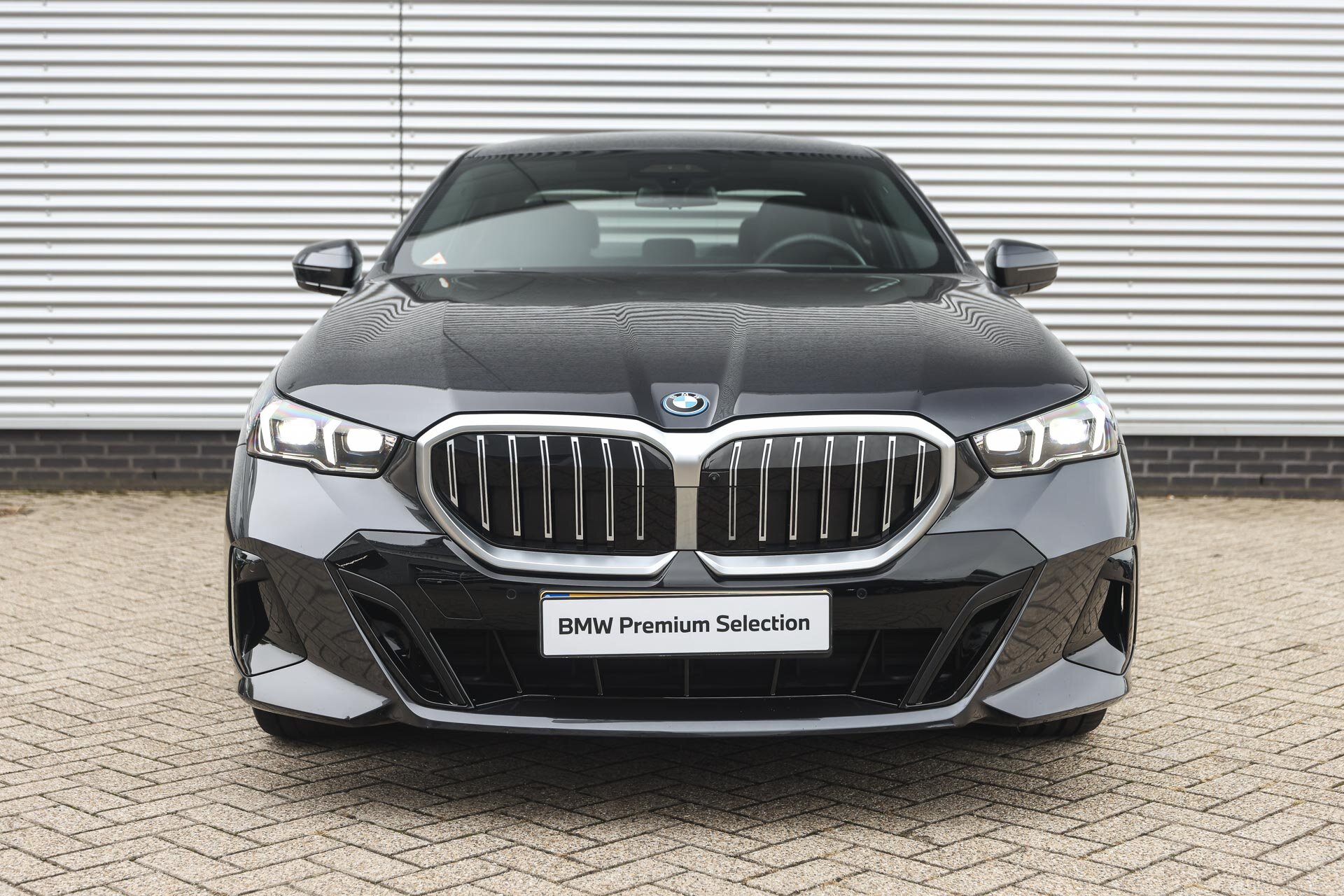 BMW 5 Serie 550e xDrive M Sport Automaat - Afbeelding 5