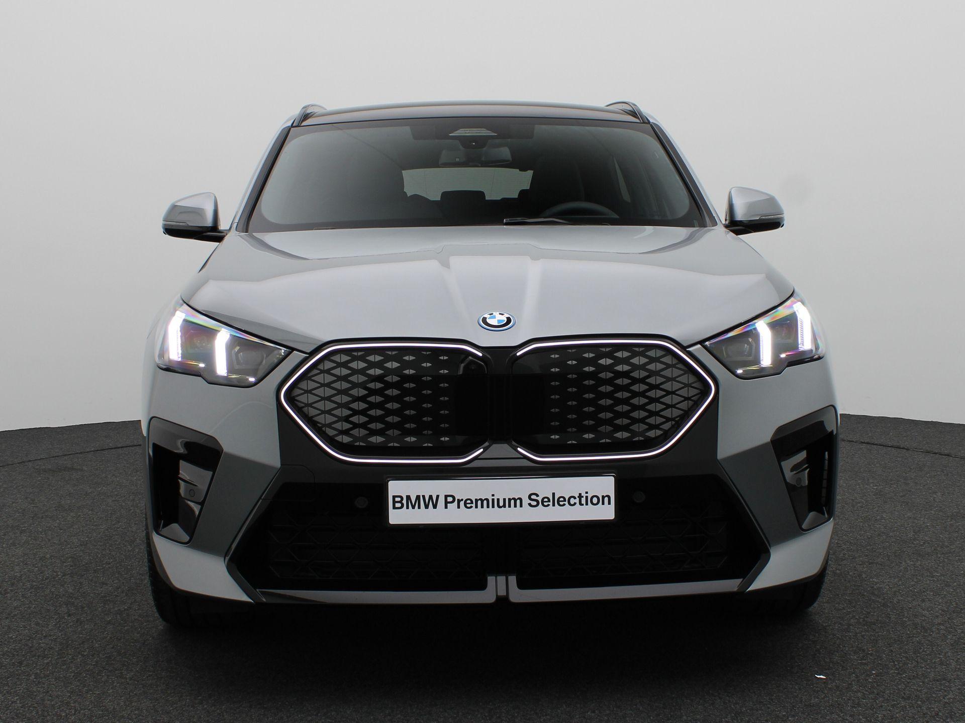 BMW iX2 eDrive20 - Afbeelding 3