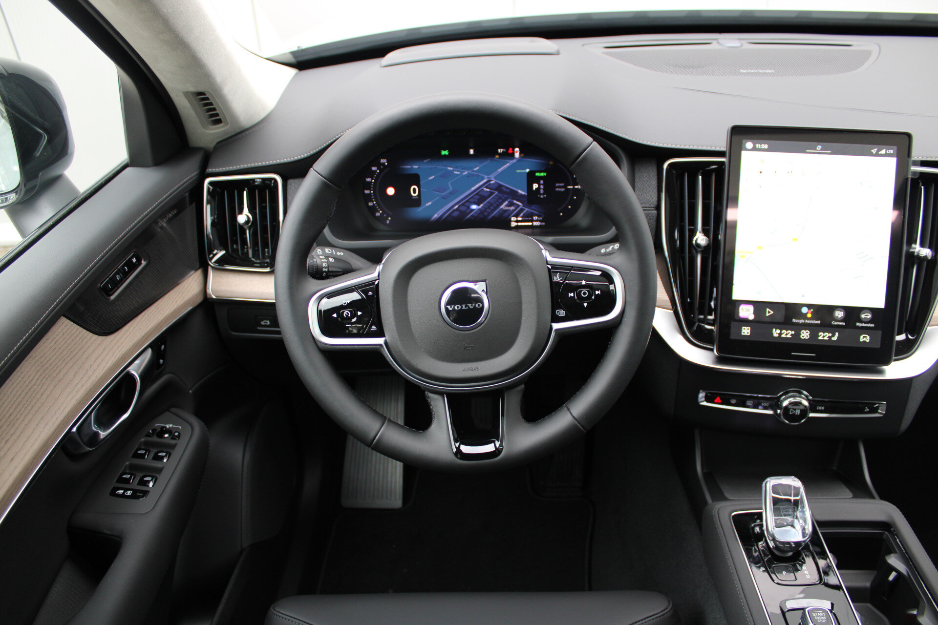 Volvo XC90 T8 Plug-in hybrid AWD Ultra Dark - Afbeelding 2