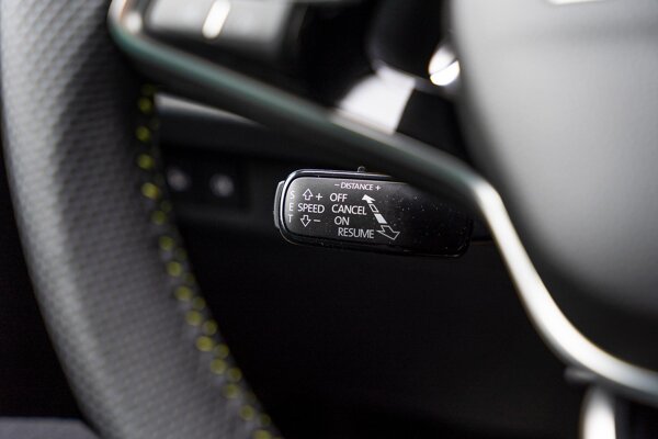 cruise control adaptief met Stop&Go en stuurhulp