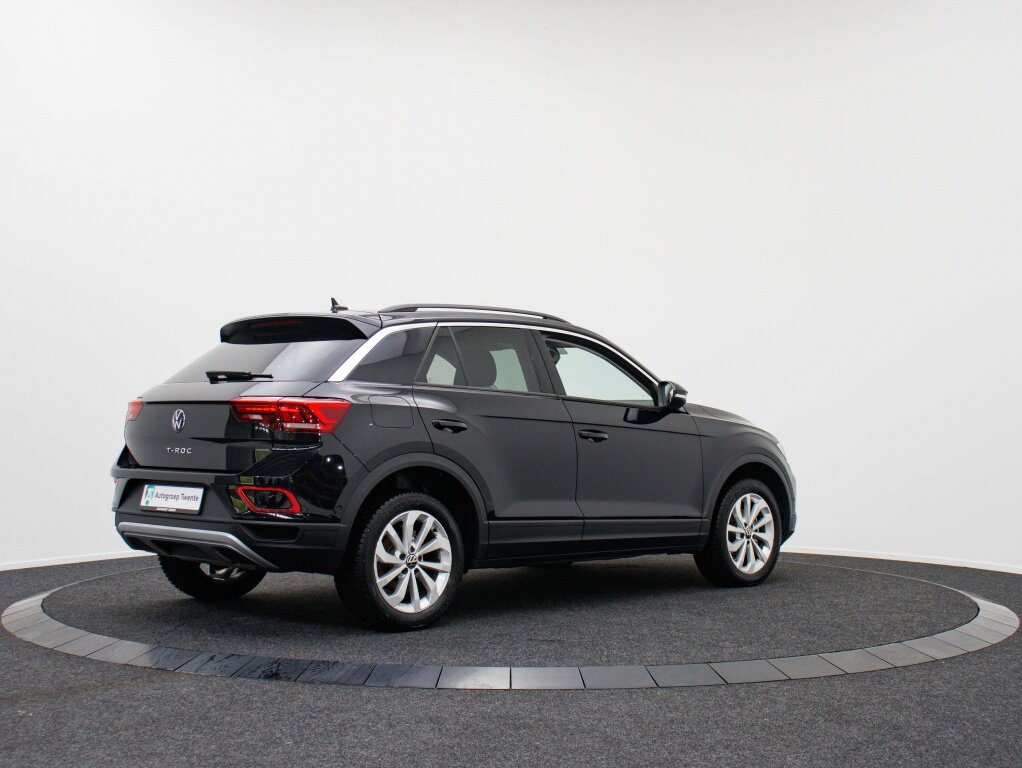 Volkswagen T-Roc 1.5 TSI Life Bns | Navigatie | Achteruitrijcamera | - Afbeelding 2