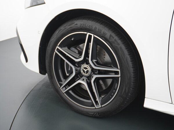 18" tienspaaks lichtmetalen velgen 18" tienspaaks lichtmetalen velgen