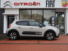 Citroën C3 PureTech 83PK S&S Max, Rijklaarprijs | Navigatie | DAB+ | Camera | Lichtmetalen wielen - Afbeelding 4