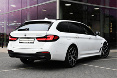 BMW 5 Serie Touring 530e High Executive M Sport Automaat - Afbeelding 2