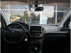 Peugeot 208 Blue Lion 5-Drs Puretech 82pk, Rijklaarprijs, Navigatie Sensoren Cruise control - Afbeelding 5