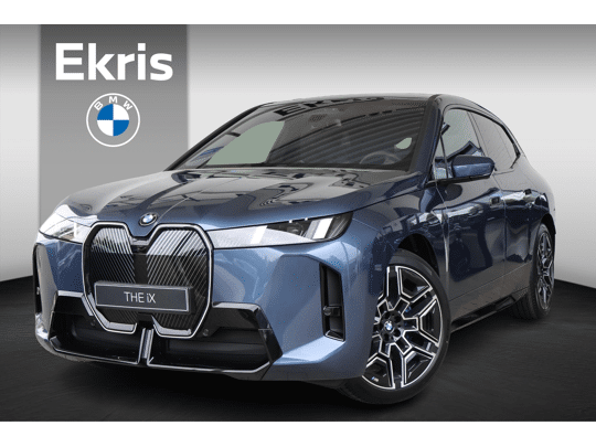 BMW iX xDrive60