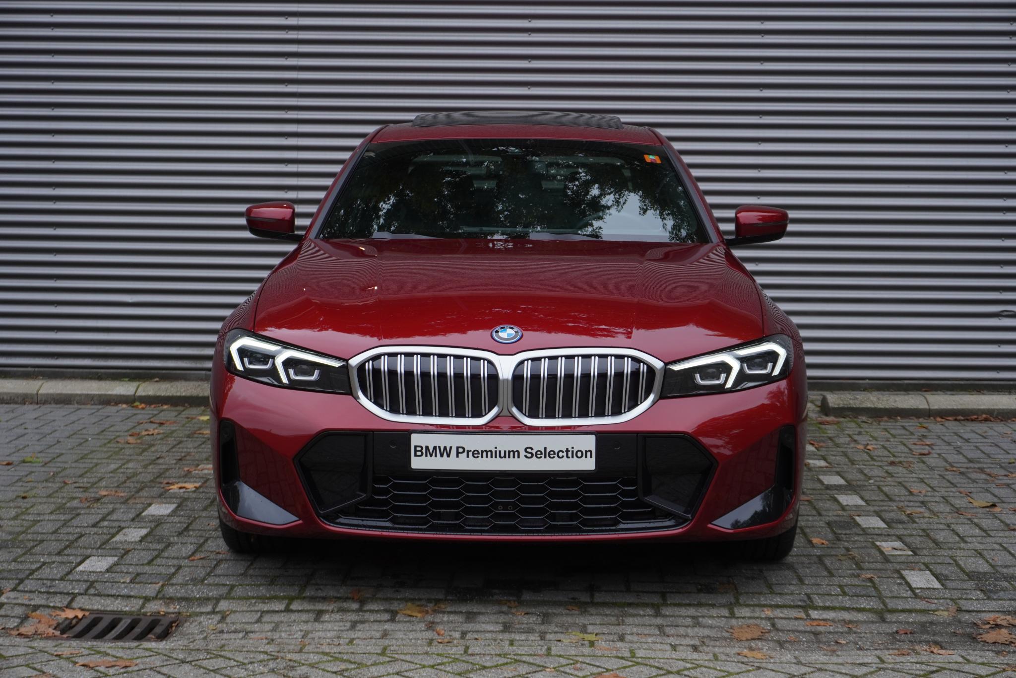 BMW 3 Serie Sedan 330e - Afbeelding 3