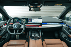 BMW 5 Serie 550e xDrive M Sport Automaat - Afbeelding 5