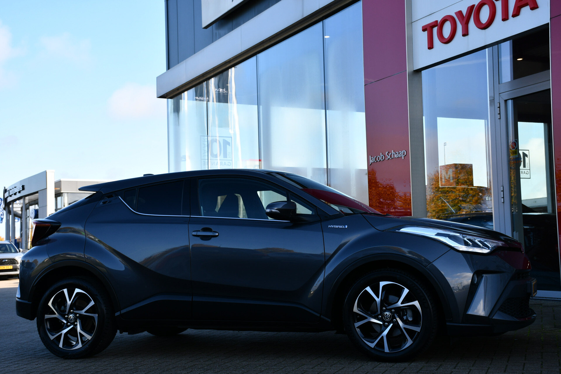 Toyota C-HR 1.8 Hybrid Business Plus Limited Automaat 122pk - Afbeelding 3
