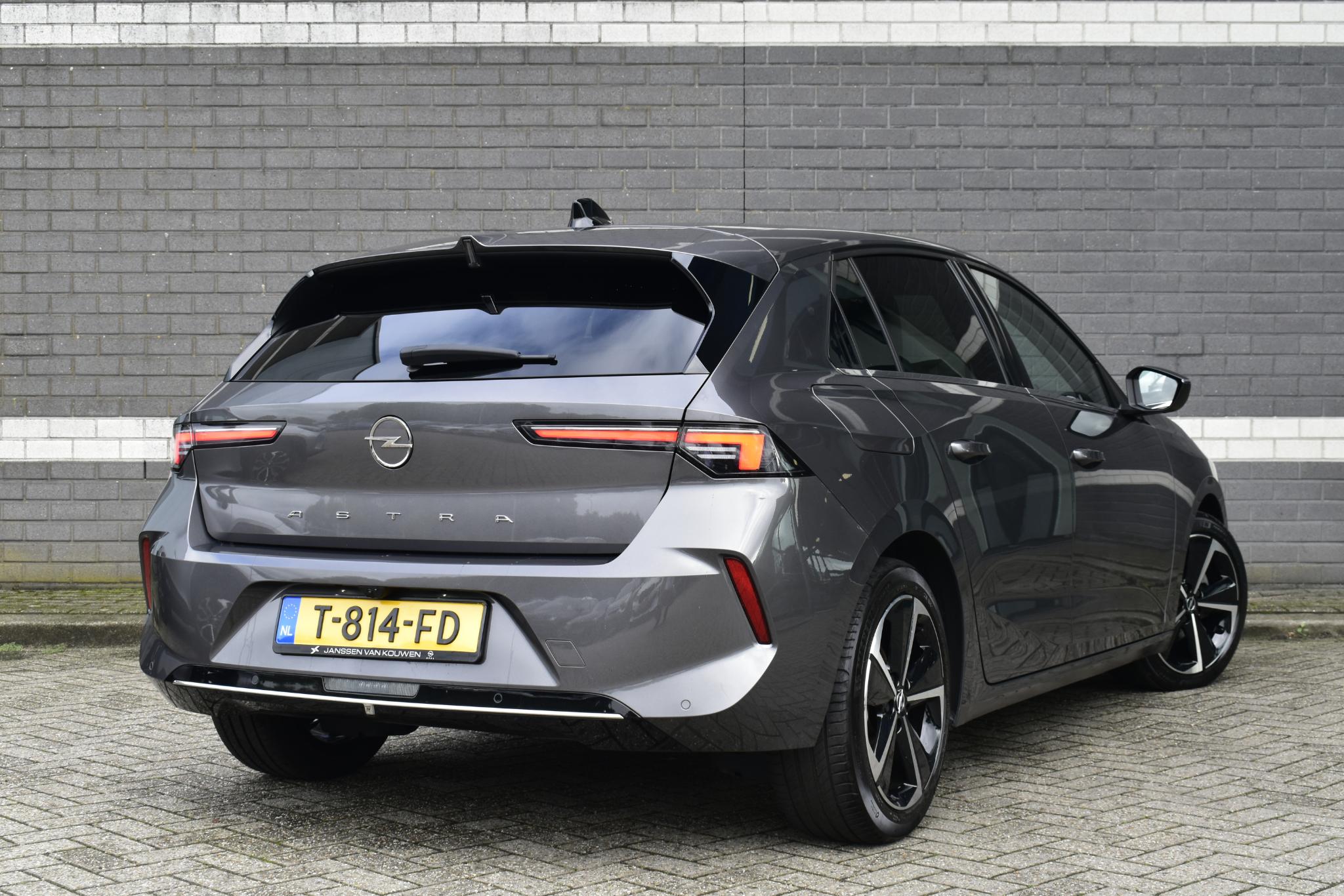 Opel Astra 1.2T 130PK Elegance - Afbeelding 2