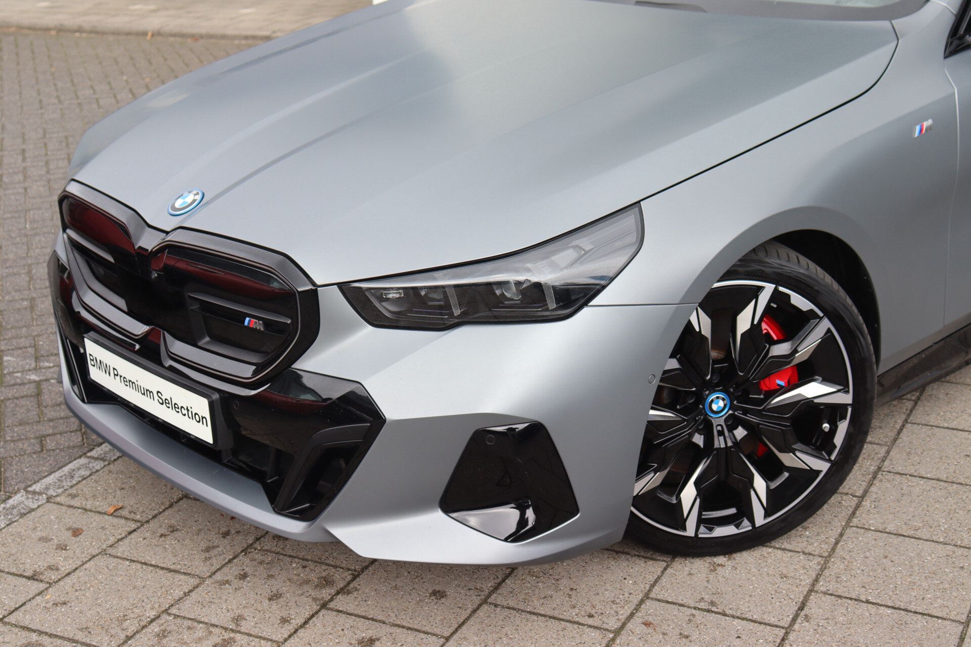 BMW i5 M60 xDrive - Afbeelding 2
