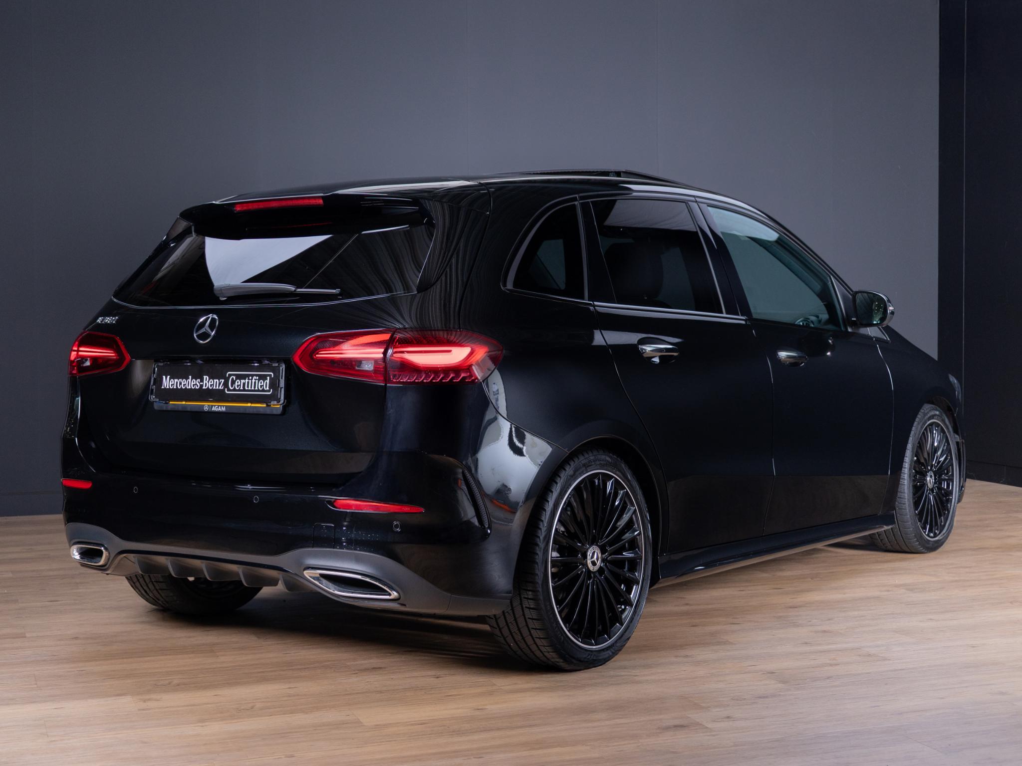 Mercedes-Benz B-Klasse 180 Star Edition AMG Line - Afbeelding 2