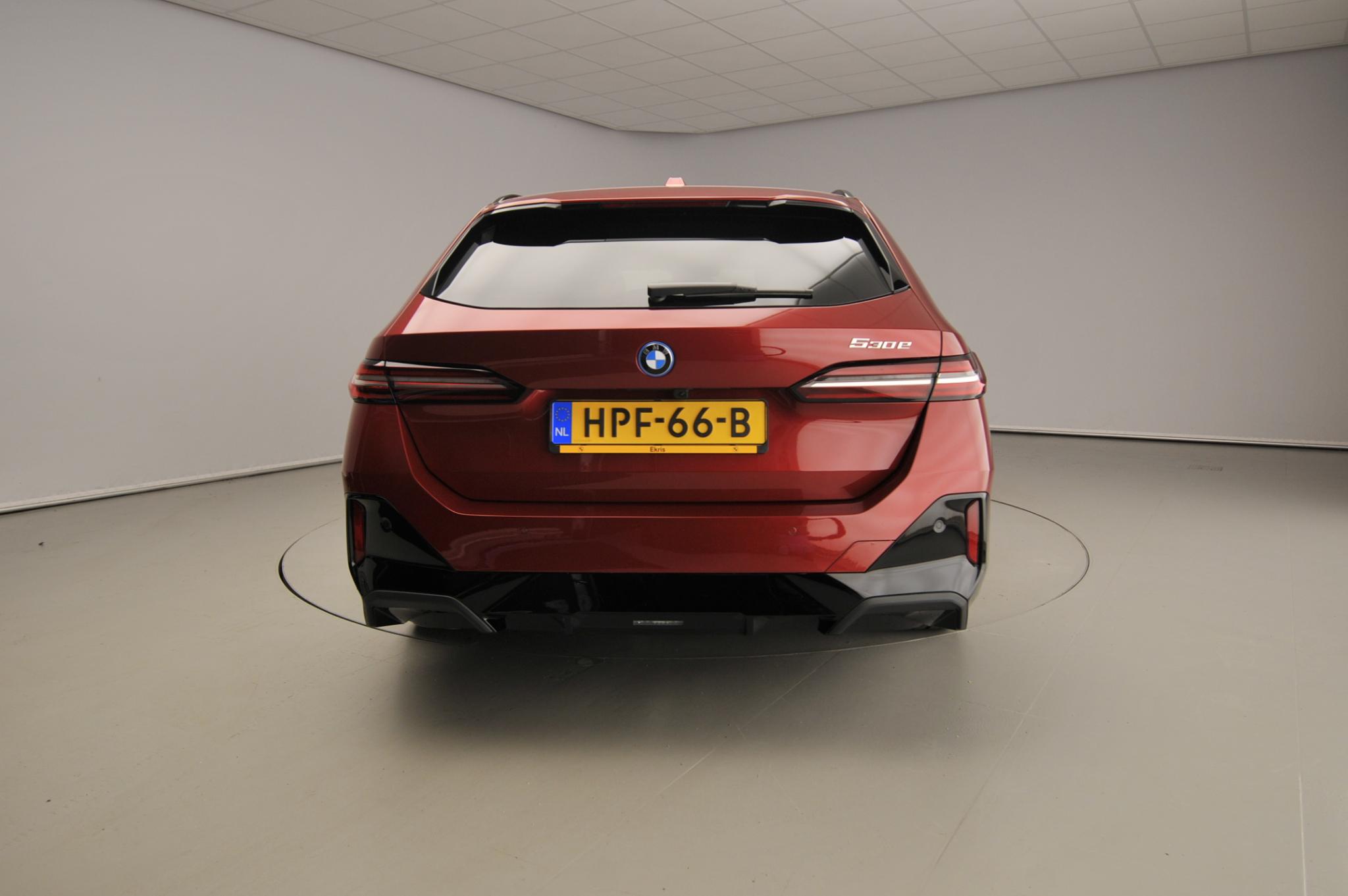 BMW 5 Serie Touring 530e - Afbeelding 3