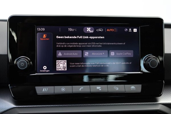 Apple Carplay/Android Auto