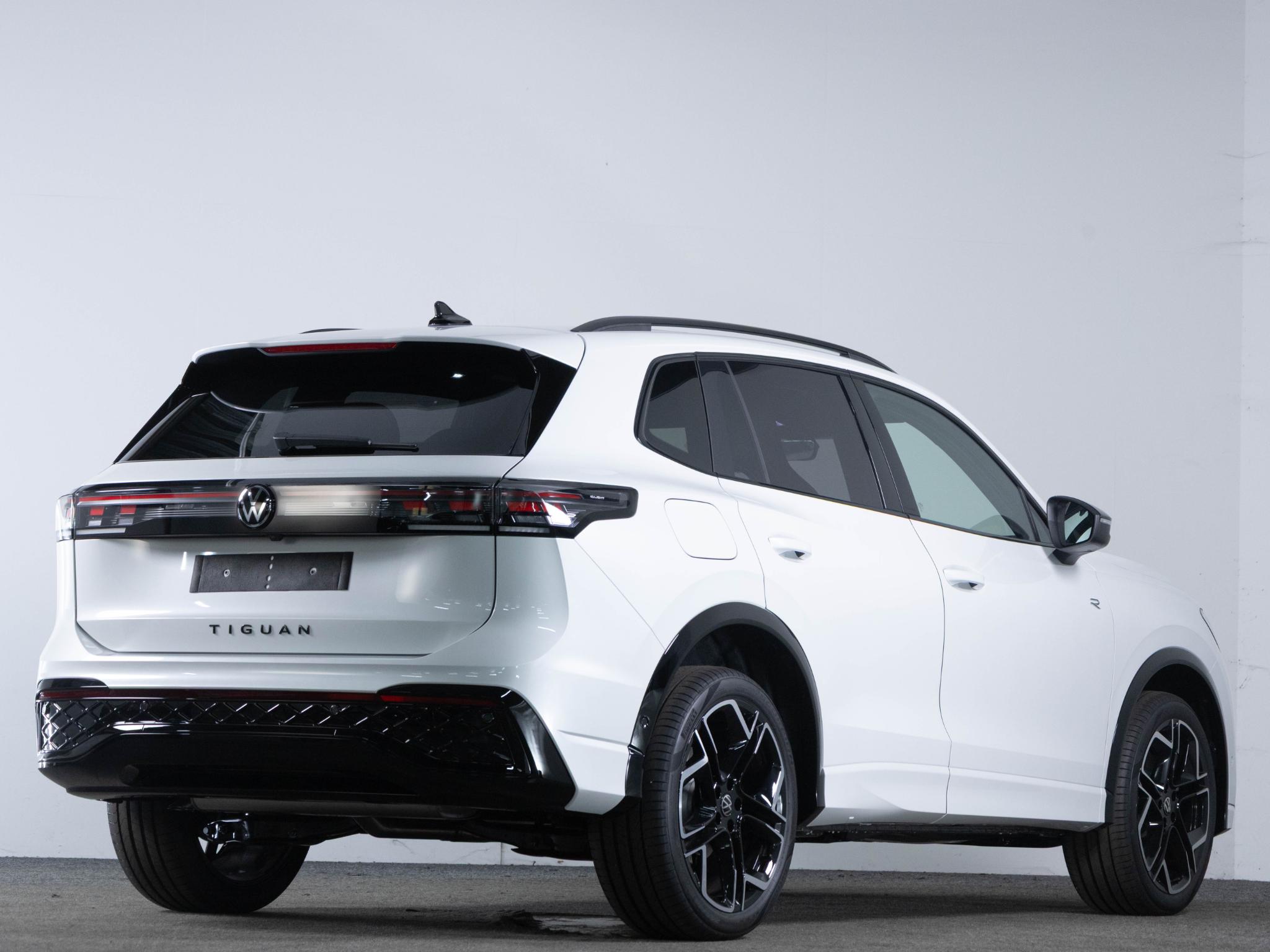 Volkswagen Tiguan R-Line Edition 1.5 eHybrid 204 PK - Afbeelding 2