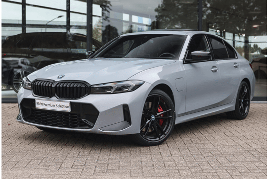 BMW 3 Serie 330e M Sport Automaat