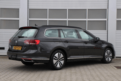Volkswagen Passat Variant 1.4 TSI 218pk PHEV GTE Business - Afbeelding 2