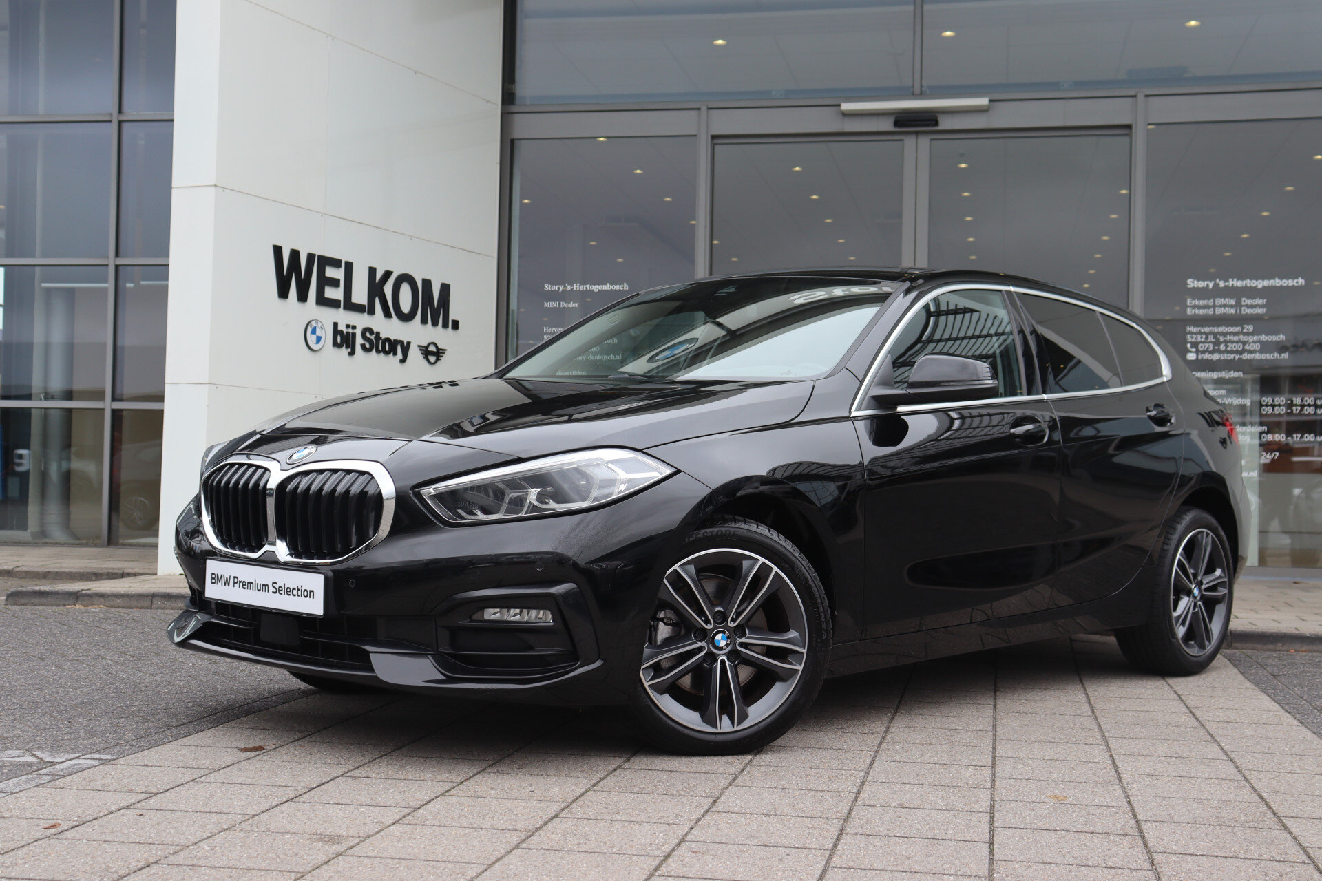 BMW 1 Serie 118i Sport Line Automaat