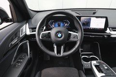 BMW X1 xDrive20d High Executive M Sport Automaat - Afbeelding 3