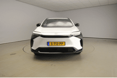 Toyota bZ4X Launch Edition 71 kWh - Bild 5